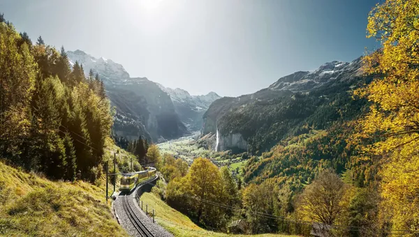 Car-free Wengen on its sunny terrace above the Lauterbrunnen valley, below the Kleine Scheidegg pistes
